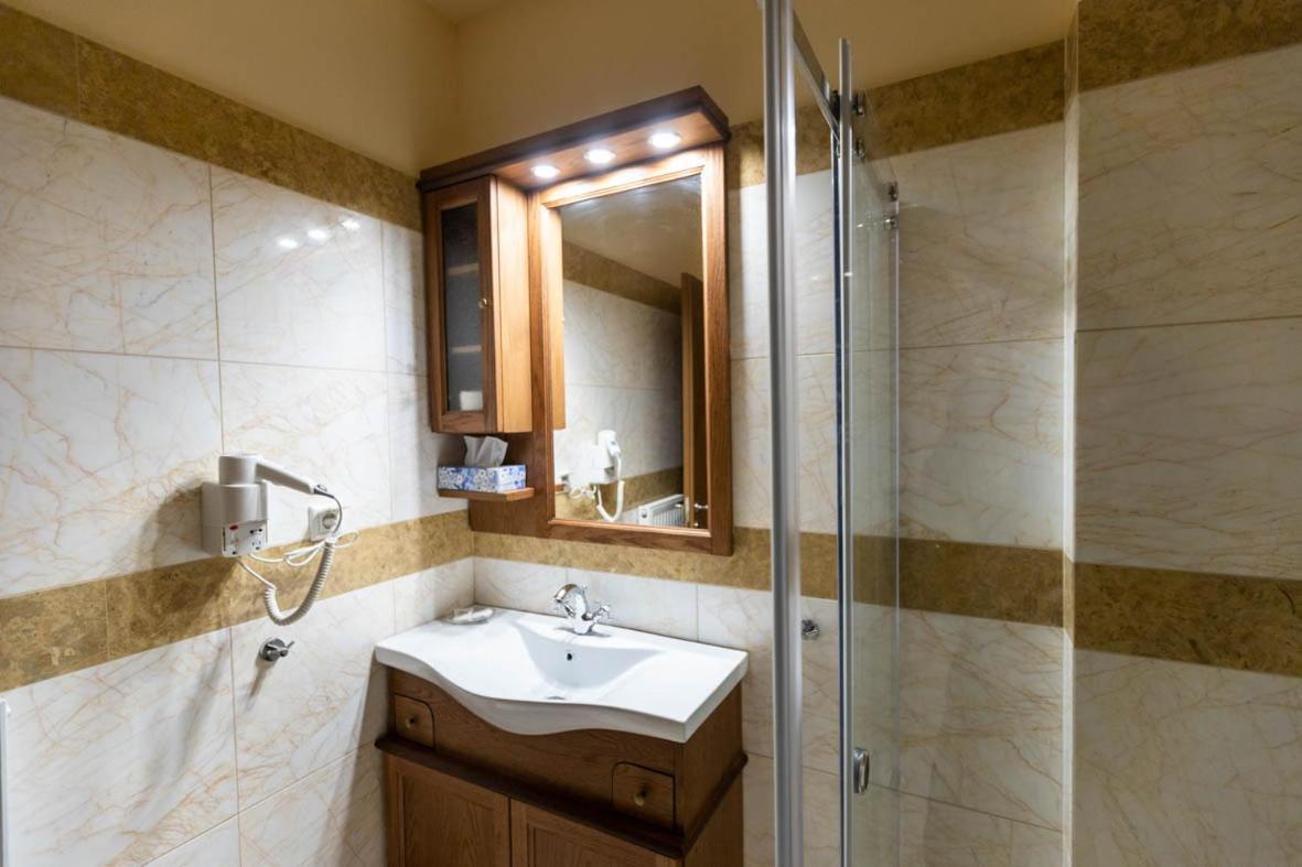 Rentinia Inn Rentína 外观 照片