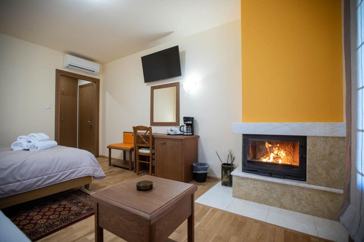Rentinia Inn Rentína 外观 照片