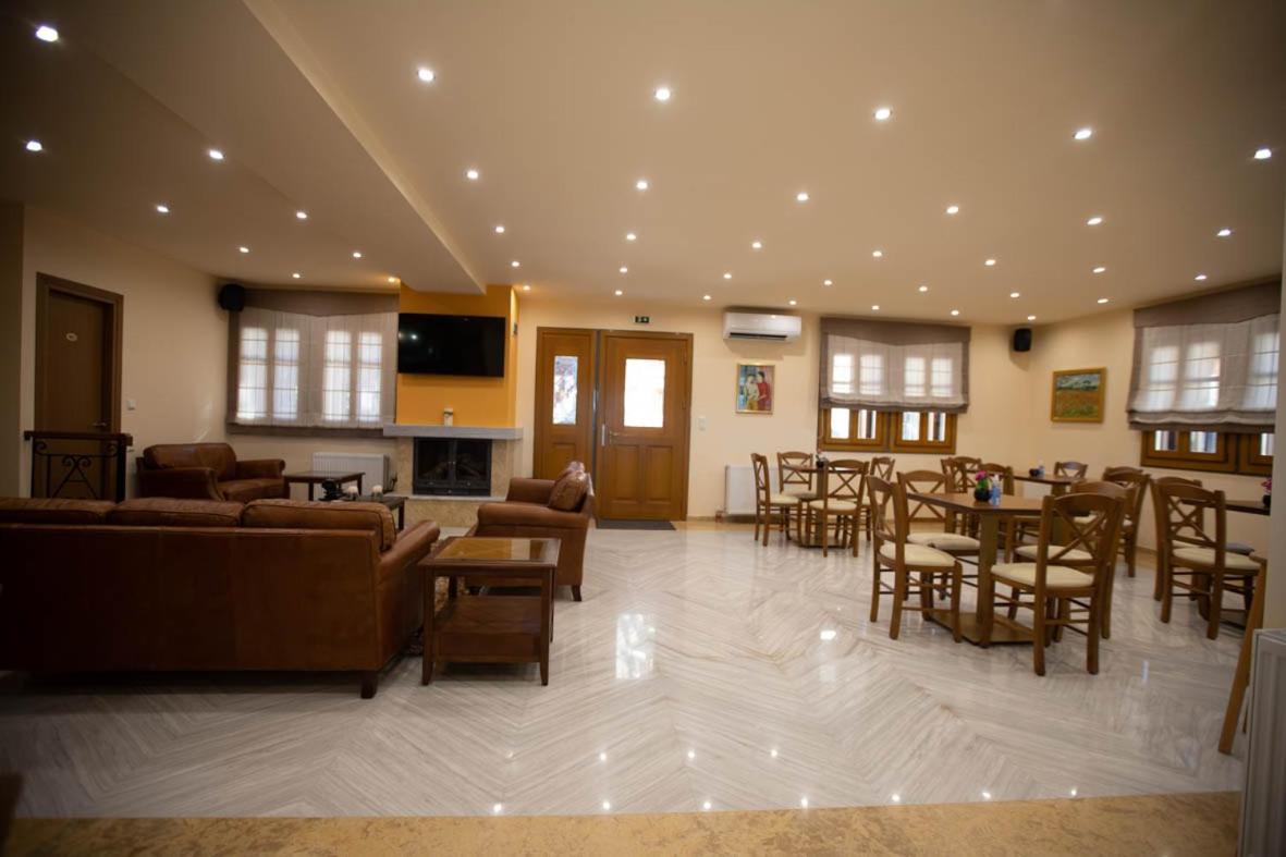 Rentinia Inn Rentína 外观 照片
